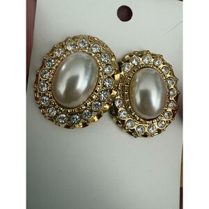 STUNNING Vintage Faux Pearl and Rhinestone Post Earrings